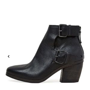 MARSÈLL Torsolino Buckle Pebbled Black Leather Ankle Boot, Sz EU 36.5